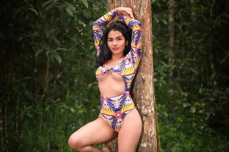 Amelia_Debora_Antonella come enjoy my photos for you kisses Pic 7