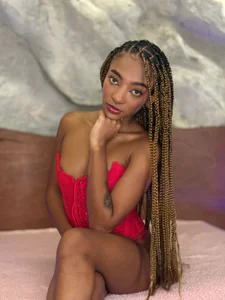 Rolyloren_: Red ❤️🔥 ( фото)