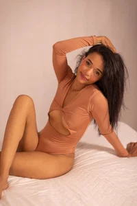 tasty_desires_ Elegance and Sin🥵  2টি ছবি