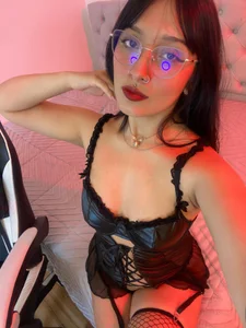 Scarlett_Millerw Red is my color! ❤️ Foto 4