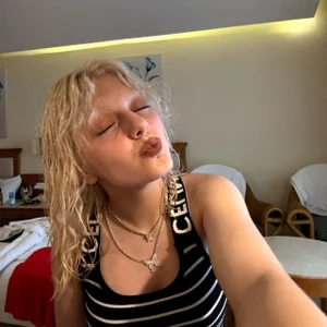 dewdop Late Night Mood 💙 Foto 9