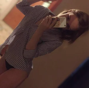 oopsnakedPublic图片 4