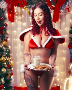 Ready for a magical night🎄 de ValeryRossell  Imagens