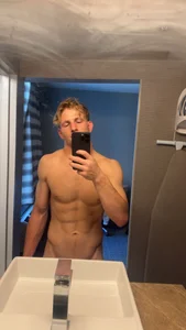 tylerwilsonn2 Public Pic 2