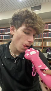 TaylerWhite Meee 👅 Pic 2