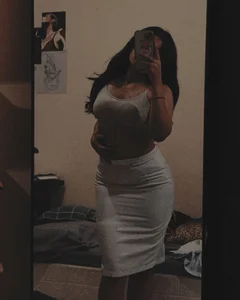 -Queenie Public slika 4