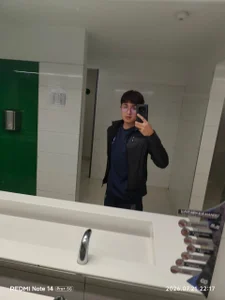 Luke_evans18 Public Pic