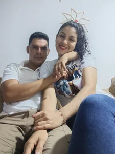 Public de Peter_and_kata_  2 Imagens