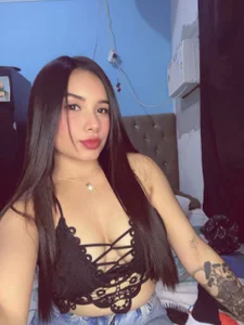 Kendall026 Public Foto 2