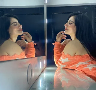 Natasha__Blue seeing the beauty of the sky Pic 2