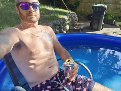 Me de AdamM1976  5 Imagens