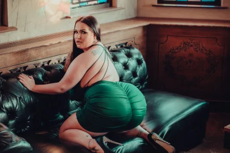 GeorgiaLerox Black is a sexy color Bilde 4