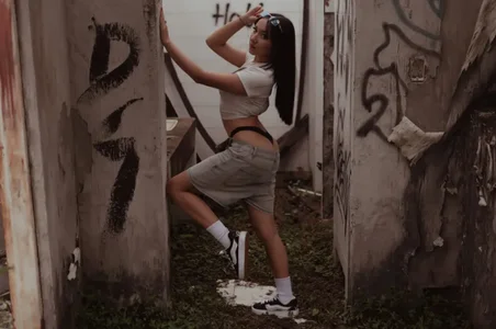 Zoe_Evaanss_ Public slika 3