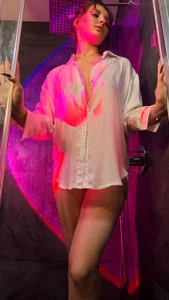 Vixsaria shower photos зображення 7