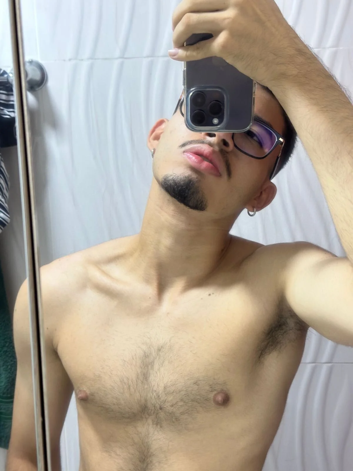 Jaxon_Carter 님의 트렌드 중인 사진  7398개