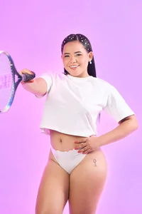nixierose_ would you play with me!? 🤍🎾 Hình 3