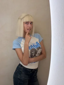 AlaniHenry Public Pic 3