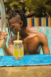 DominicSccott: very hot and hard summer!!! ( 6 фото)