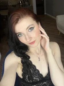 NicoleLuxe Cutie Pic 4
