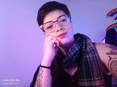 Mitsuha_gate 🧡🧡🧡🧡 Pic 2