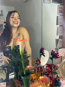 nicky_andcamil Sensual Nicky Pic 6