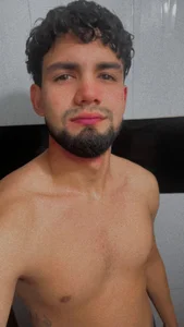 cristian-gp kullanıcısının play boy albümü -  3 fotoğraf