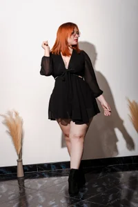 Curves_Nina 💋 This is where fantasy starts to feel real Hình 2