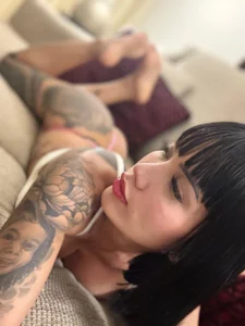 juliane_sweer1 Angel Juliane Pic 6