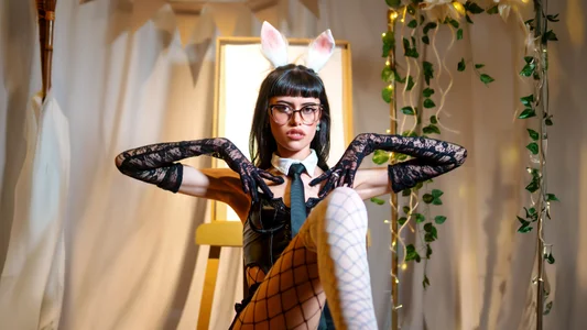 _Jessy_Moon_ 𝐁𝐮𝐧𝐧𝐲 𝐑𝐢𝐭𝐮𝐚𝐥 𝐁𝐞𝐠𝐢𝐧𝐬 ✨ Foto