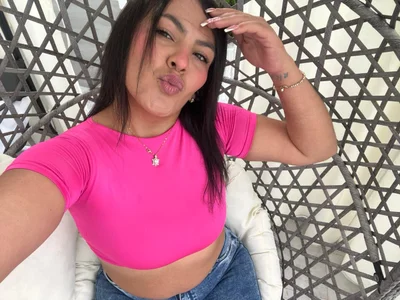 Antonella_Vega_ Public Billede