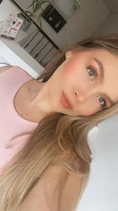 GaiaBaker Into you 사진