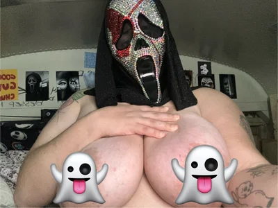 vanessraine Public Pic 2