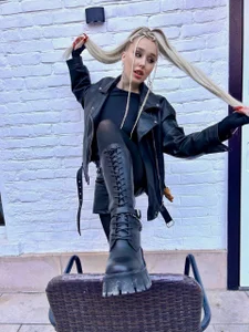 CrazyBitchInLace a storm outside Pic 9