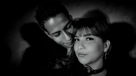 Black and white de yayi_derek  4 Imagens