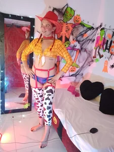 Carolinagarcia12345 🤠👻COWGIRL HALLOWEEN 🤠🎃  9. fénykép