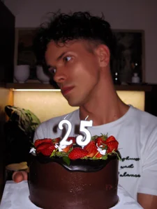 William_Henry_ Happy Birthday to me! Kuva 2