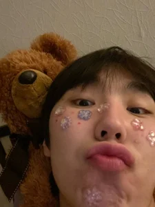 yun_ian gummy yummy selfies slika