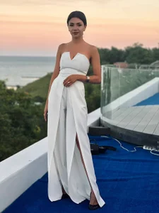 OnlyXxandra Public Pic 4