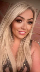 Lola_Lovexxxx Public รูป  3