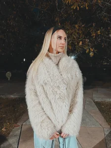 BriannaKlette Public Pic 8