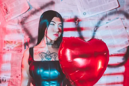 MegganLuna F+ck St Valentin Bilde 2