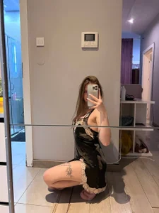 AdelinaEmber Public Pic 4