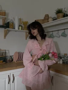 LouiseChavez Public  4টি ছবি