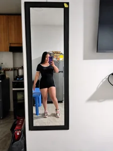 Ella_WestSg Public Pic 3