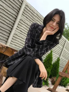 ElenoreNaughton Public 사진 4