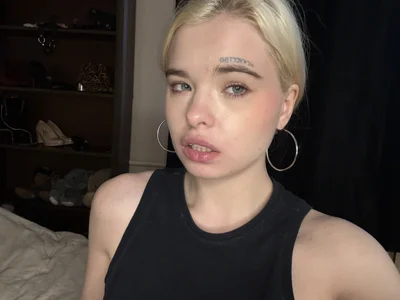 Creatrix_Lola Public Foto 7