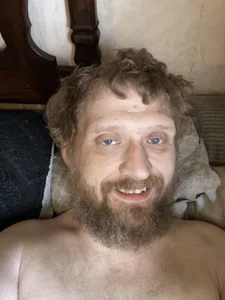 GroomedStayer Public Pic 4