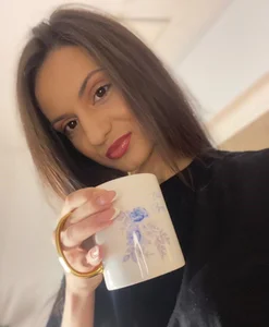 Alice_in_cumland_ Public Immagine  4