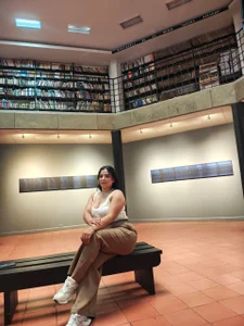 taylor_bennet Beautiful museum Immagine  5