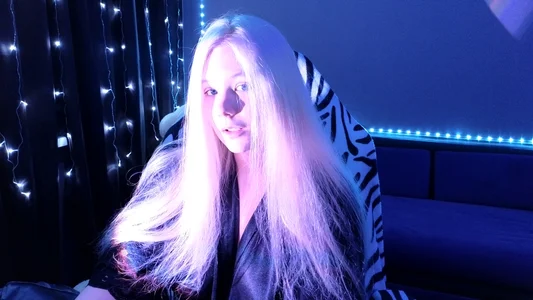 DjennaPalme: me as a blond! ( 4 фото)